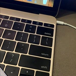 Meet your Posher, Hnin